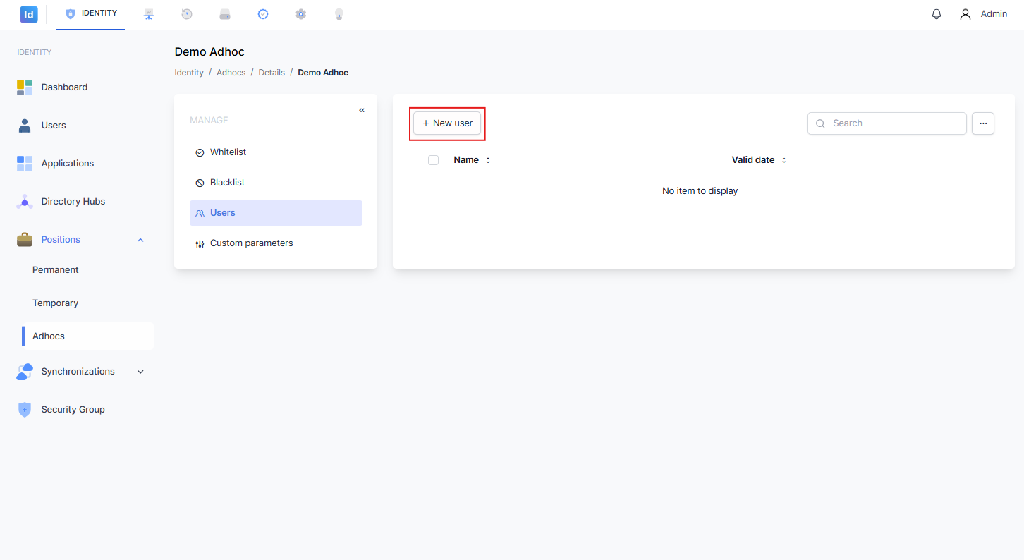 Halaman Users menampilkan satu pengguna 'dummysekre6' dengan checkbox yang dicentang, tombol 'Delete item (1)' di atas tabel, dan ikon Delete di ujung kanan baris yang ditandai kotak merah