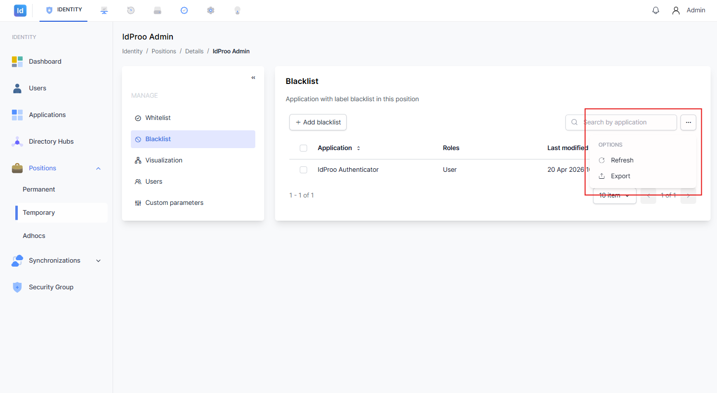 Menu dropdown Options pada halaman Blacklist menampilkan pilihan Refresh dan Export yang disorot dengan kotak merah.